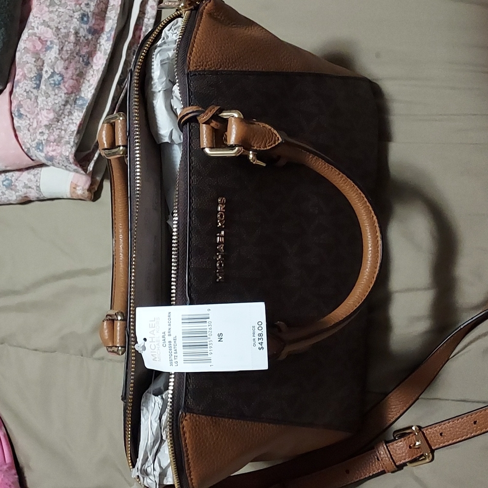 Michael Kors purse